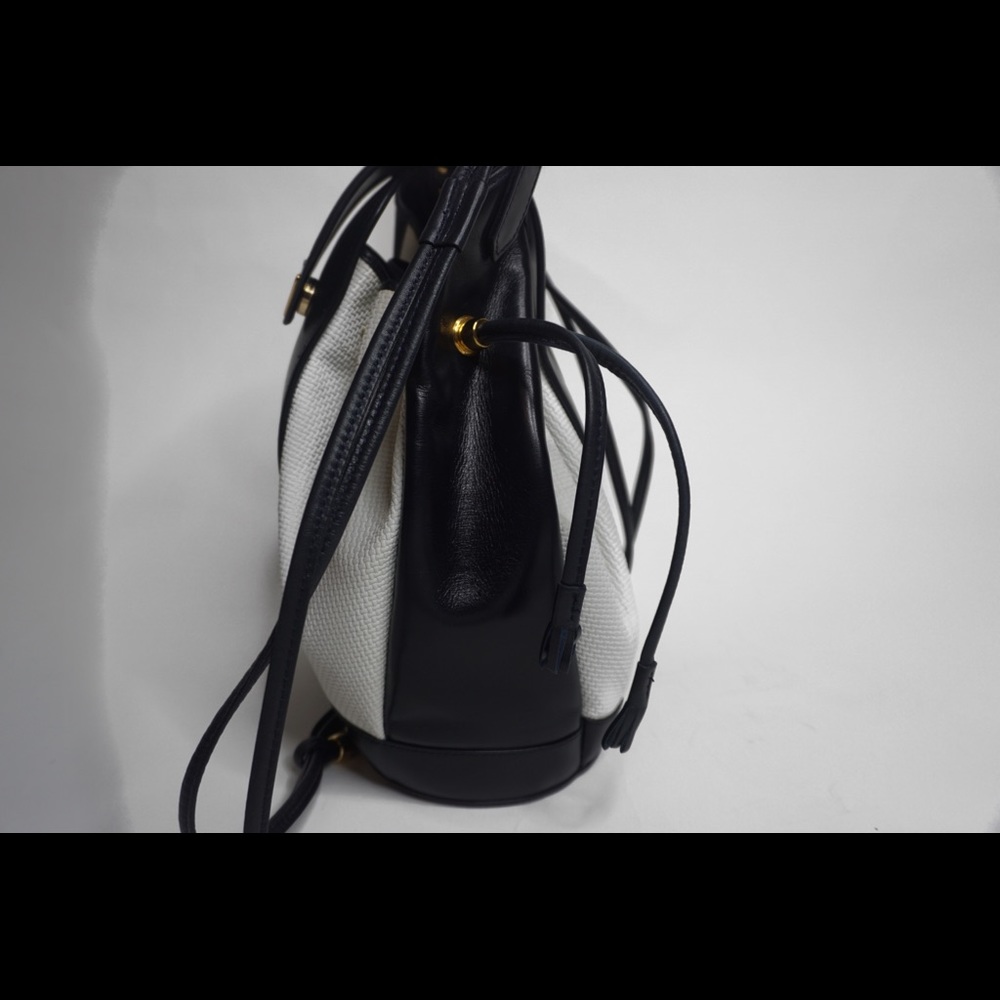 ‼️Final Price Drop‼️ Vintage YSL Bucket Bag - Picture 2 of 8